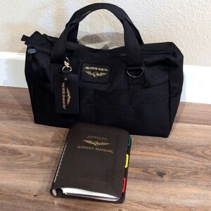 Jeppersen Flight Bag / Book Bag / Travel Bag / Computer Bag & 1998 Airway Manual